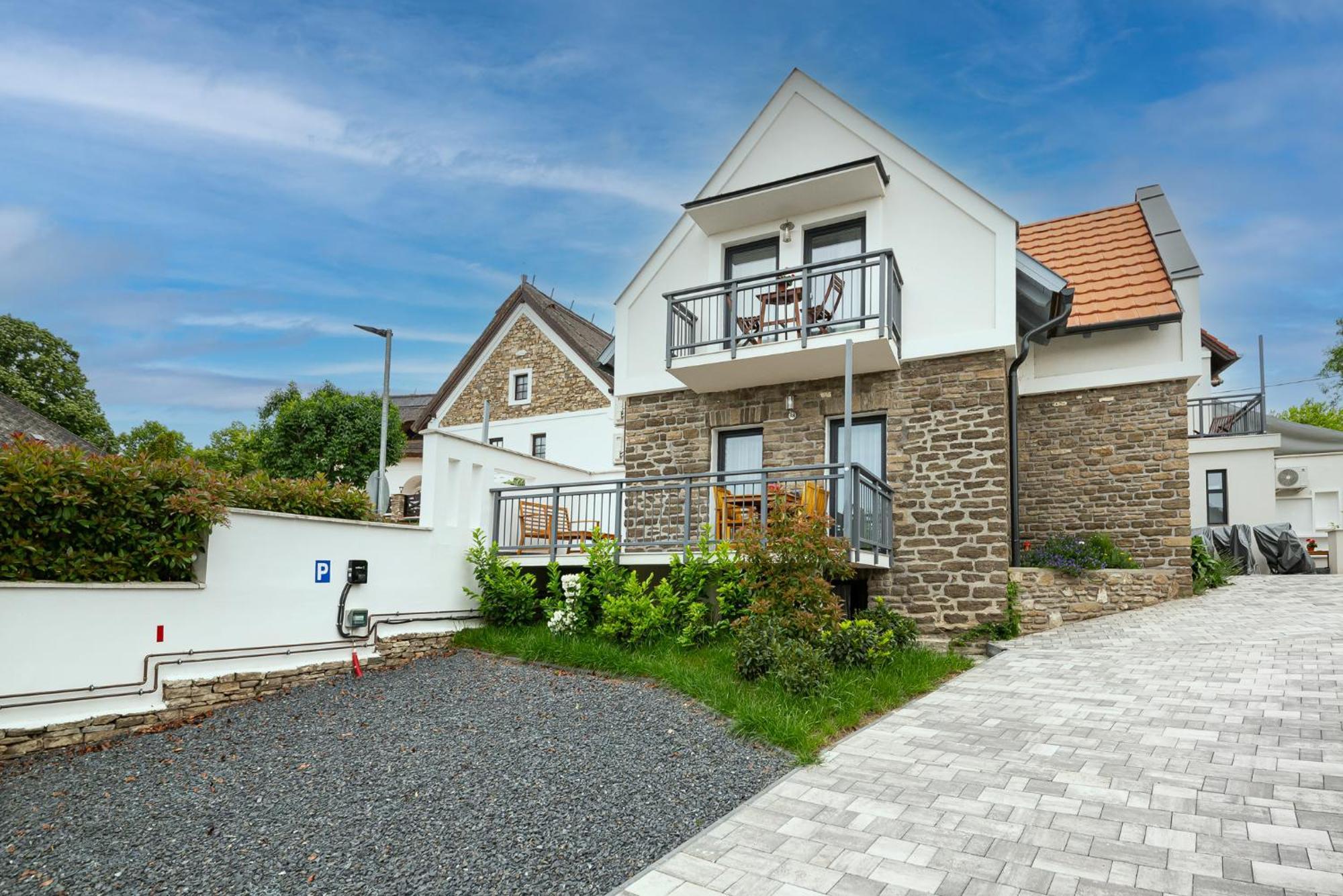 Papoula Vendeghaz Apartment Tihany Exterior photo