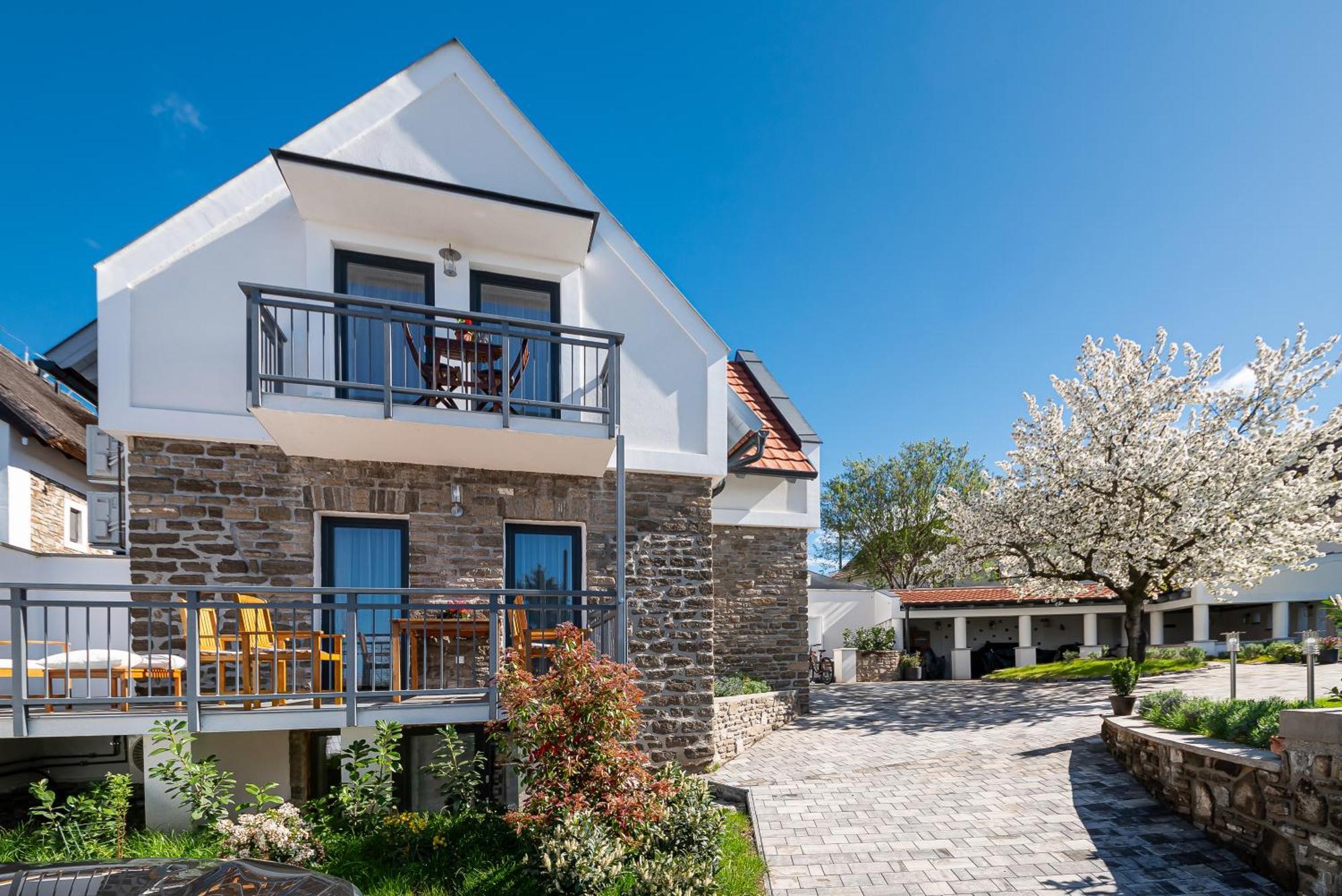 Papoula Vendeghaz Apartment Tihany Exterior photo