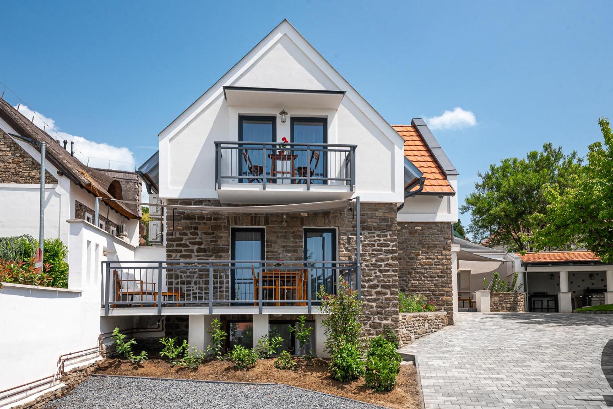 Papoula Vendeghaz Apartment Tihany Exterior photo